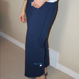 Lululemon straight leg cropped pant